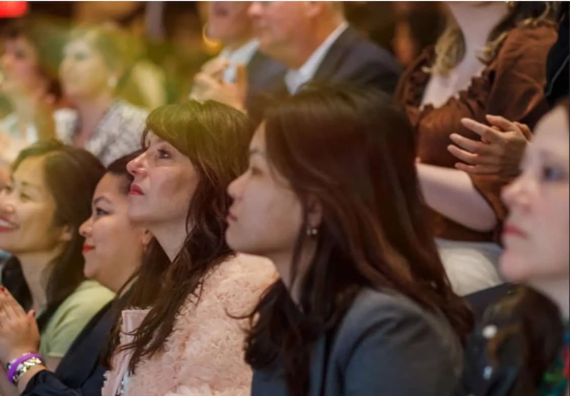 The DDX audience during a talk